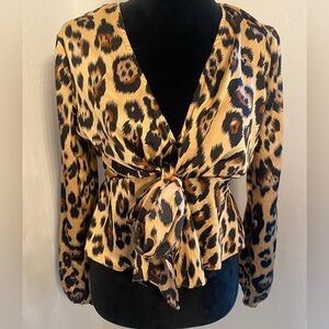 Women’s Long Sleeve Top (Size S)